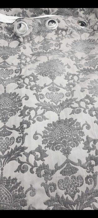 Curtains white and grey pattern