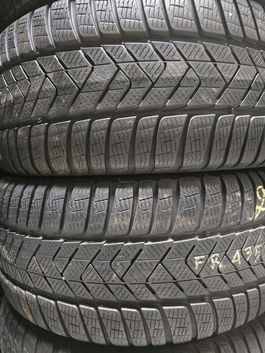 225 40 19 / 255 35 19 anvelope iarna rsc runflat set pirelli bmw Merce