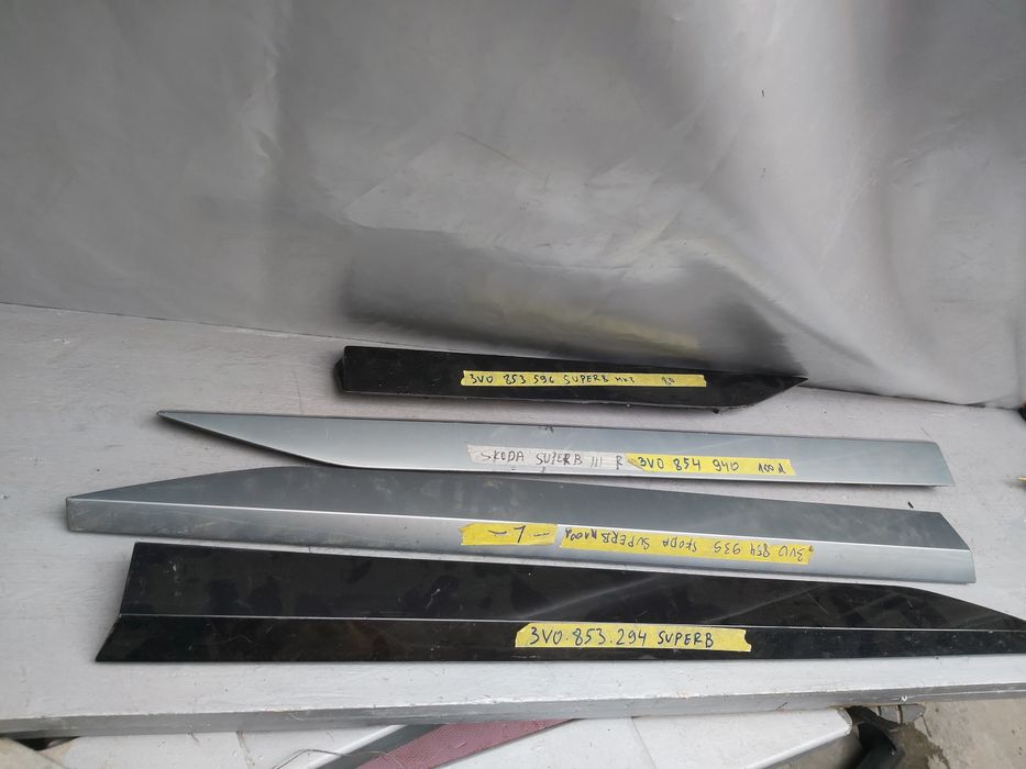 Лайсна врата  шкода суперб Skoda Superb  2016/2023г