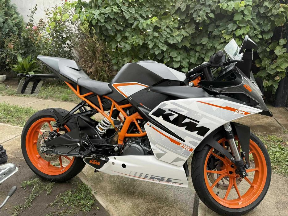 KTM RC390 – 2017 – 25.656 km – În stare foarte bună