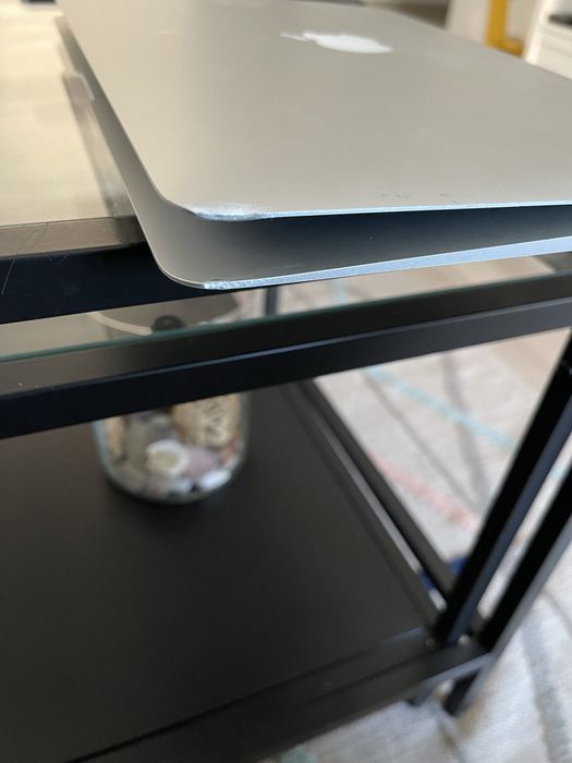 Macbook Air 13 2017 8gb Ram i5 1.8Ghz  128SSD