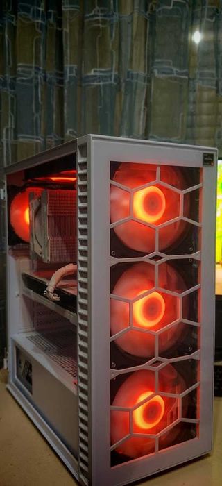 Геймърско PC Ryzen 9 5900X 12/24core/32Gb/1.5Gb SSD/RX 6700XT 12Gb/Гар