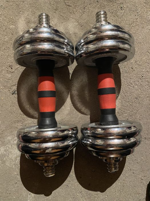 Гантели 12 кг по шесть каждому