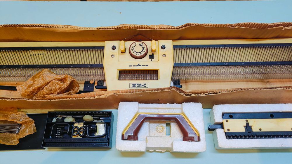 Вязальная машина Нева-6