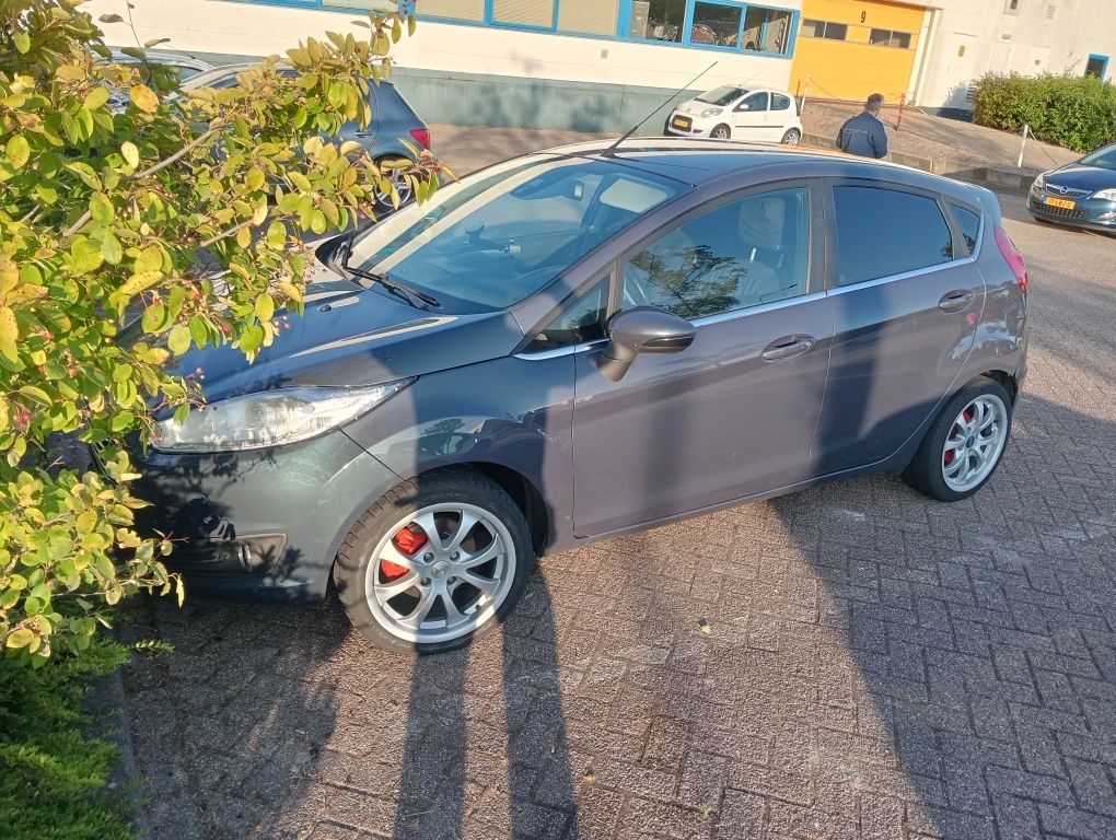 Ford fiesta 1.6 disel