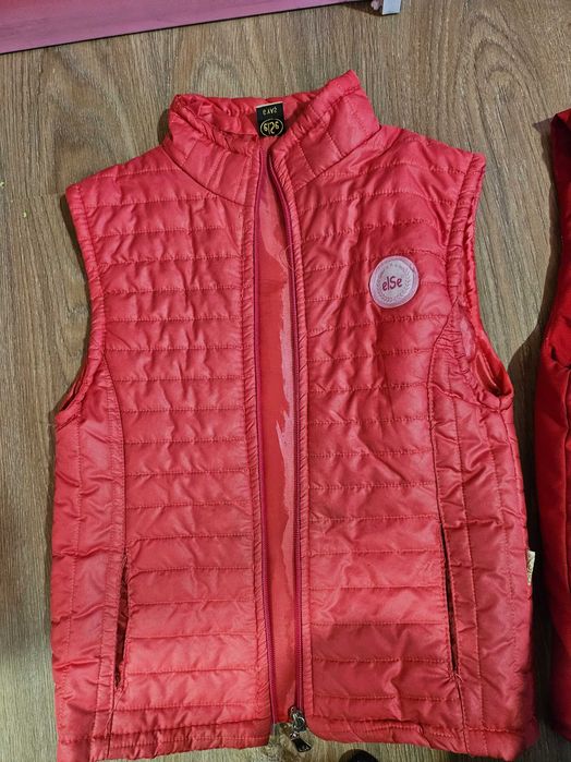 Няколко вида елеци