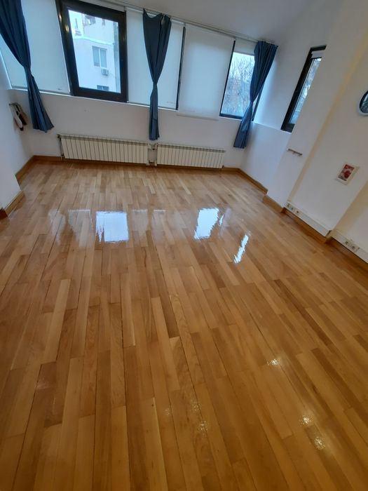 Raschetare parchet Montaj recondiționare șlefuire rașchetare parchet