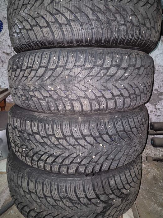 Anvelope iarna 235 55 19