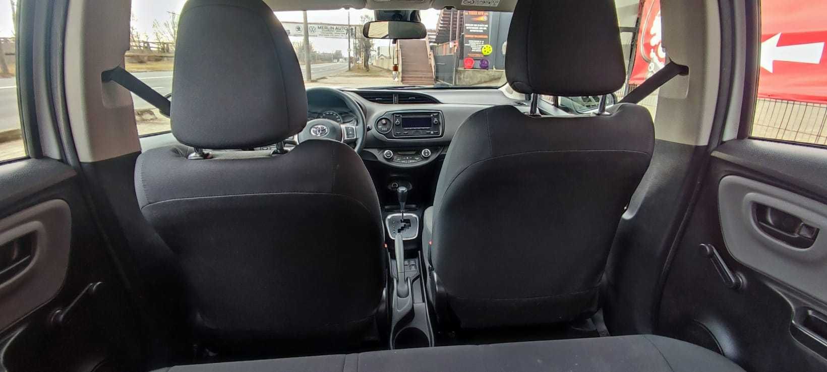 Toyota Yaris  Hibrid 2018 Impecabil