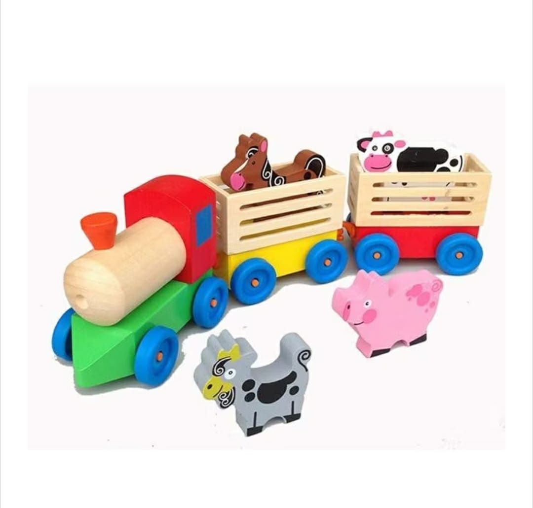 Tren din lemn colorat cu animalute de la ferma pentru copii