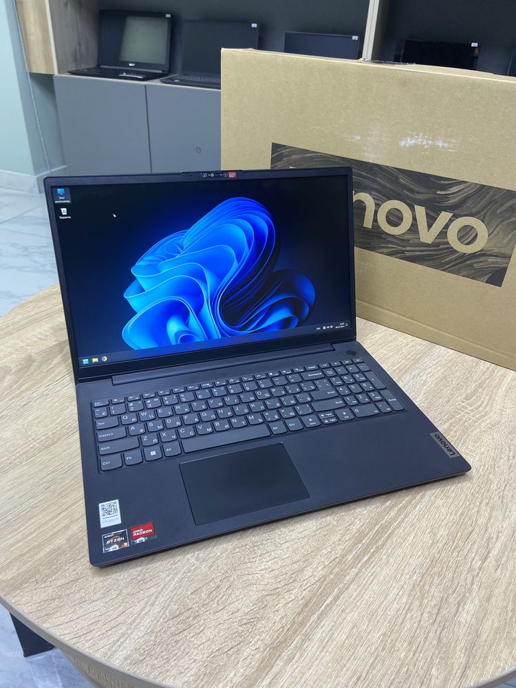 Ноутбук бизнес класса Lenovo IdeaPad V15 | Ryzen 3-5300U | 8GB | 256GB