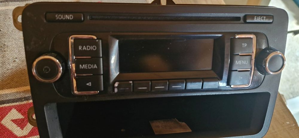 Vand radio CD din gama Vag 2013