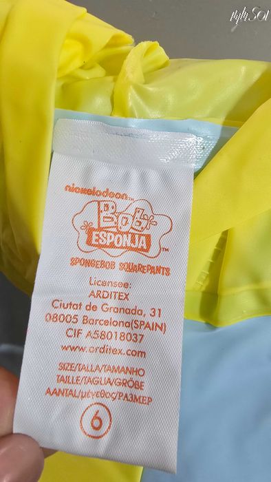 Детски дъждобран Спондж Боб 5-7 години / ръст 116см. НОВ