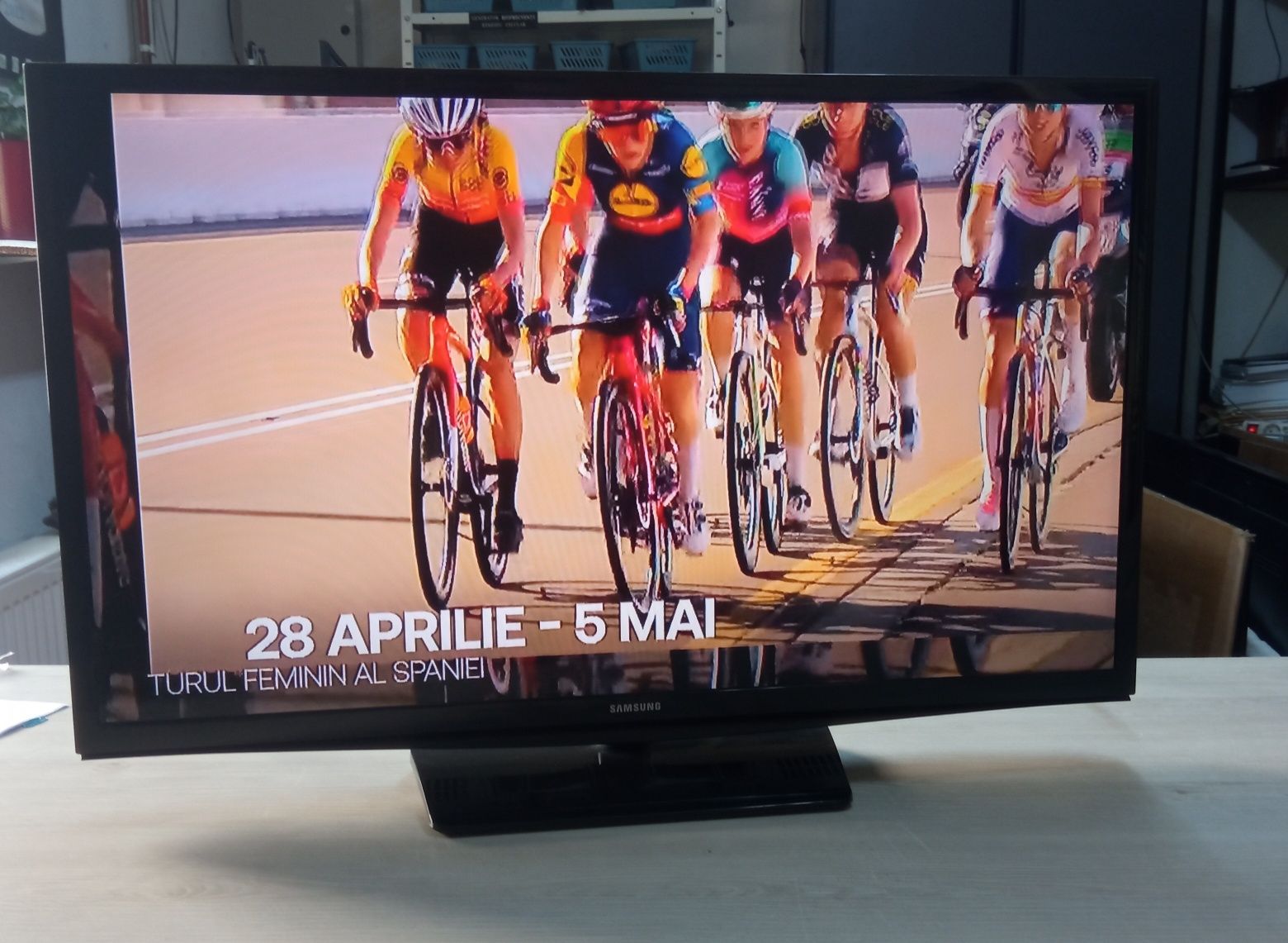 Televizor tv  LED  Samsung de 81 cm, HD,hdmi,telecomanda