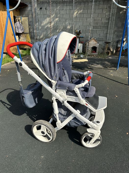 Коляска Adamex в отличном состоянии