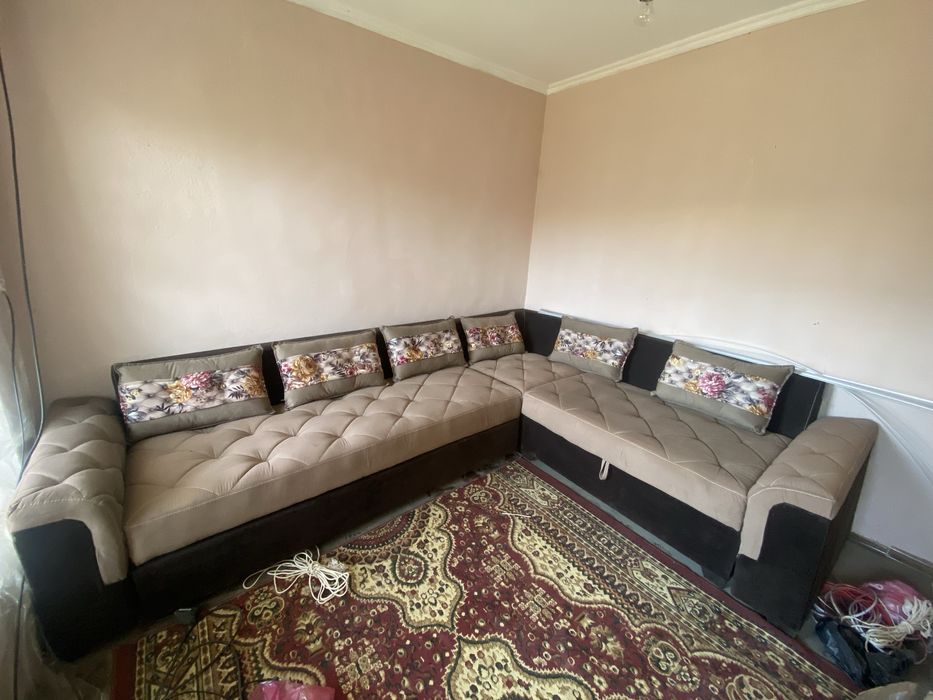 Продаю диван уголок трансформер