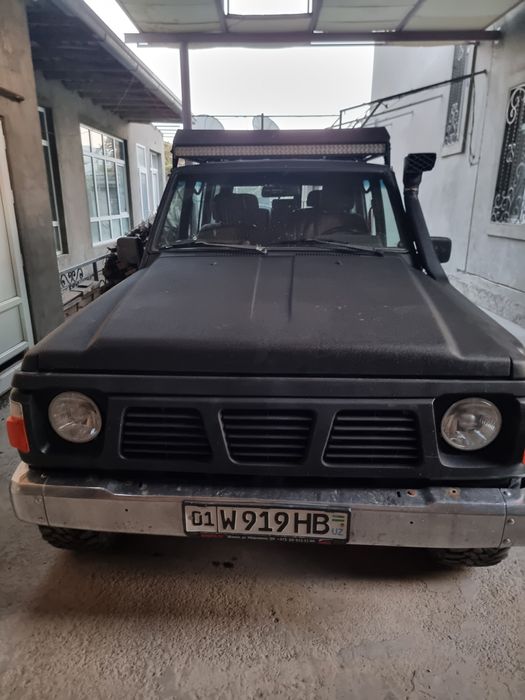 Nissan Patrol Y60