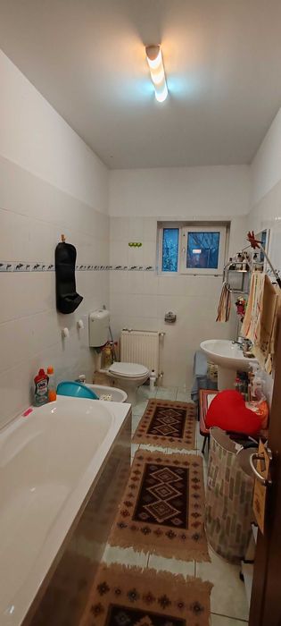 Garsoniera de vânzare