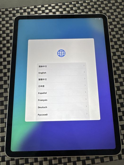 Продается iPad M2 11 дюймовый 256гб