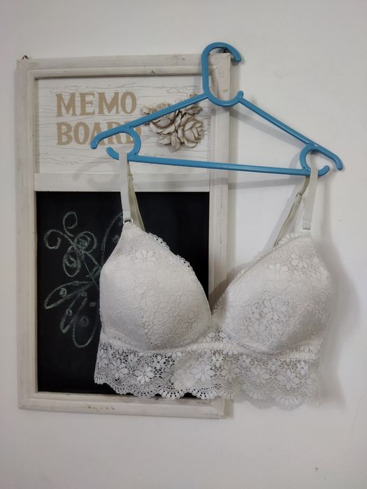 Sutien tip bustiera alb din dantela sexy mărimea M Secret Possesions