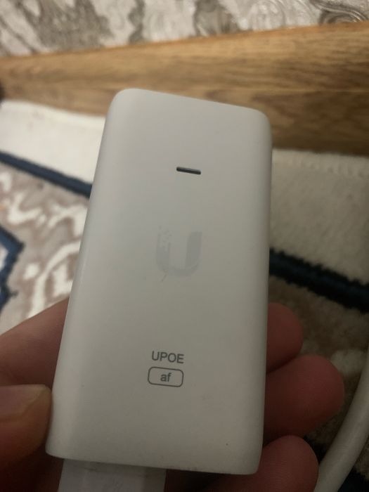 UPOE (af) unifi blok pitaniya