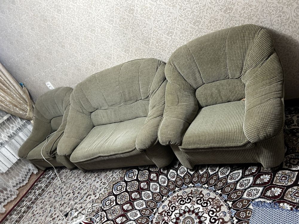Продается Диван