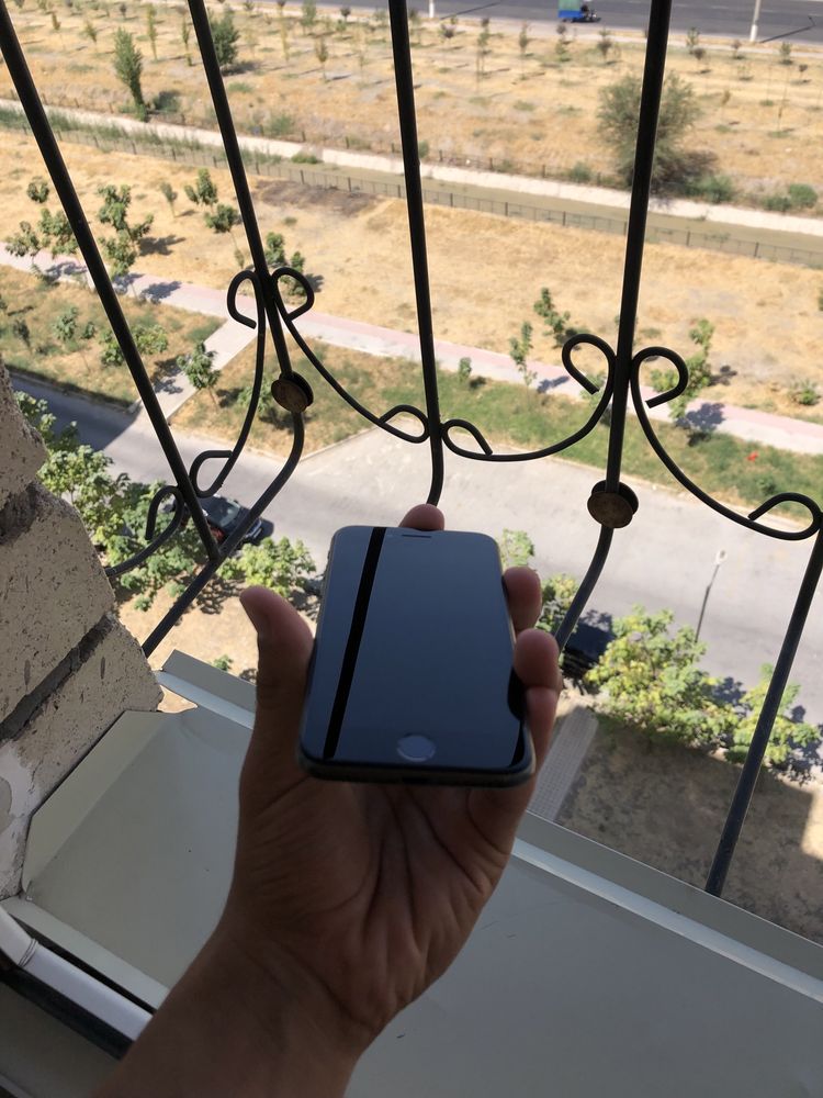 iphone 8 64gb yaxw sostayaniya
