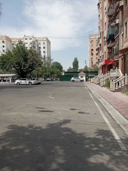 Сдаётся в аренду Офис/ Склад/ Шоурум. Чиланзар Ц квартал, окшом  38КВм