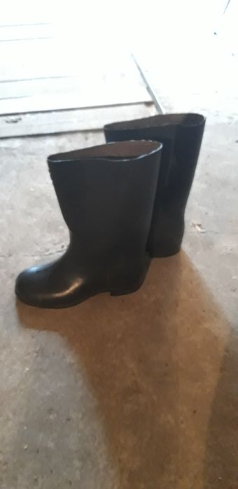 Сапоги резиновые