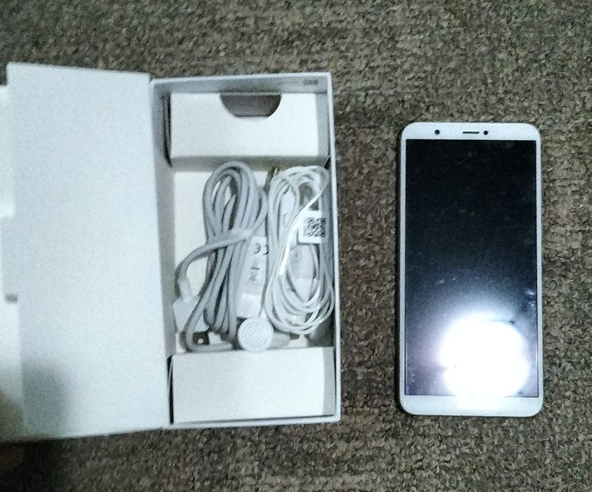 Telefon Huawei P smart