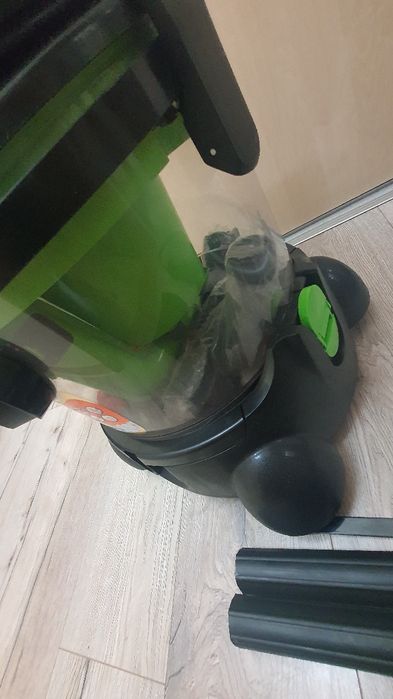 Aspirator cu spalare si uscare Studio Casa 2400w