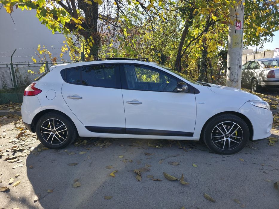 Renault Megane 3, pachet BOSE/panoramic, 1.5dci, proprietar