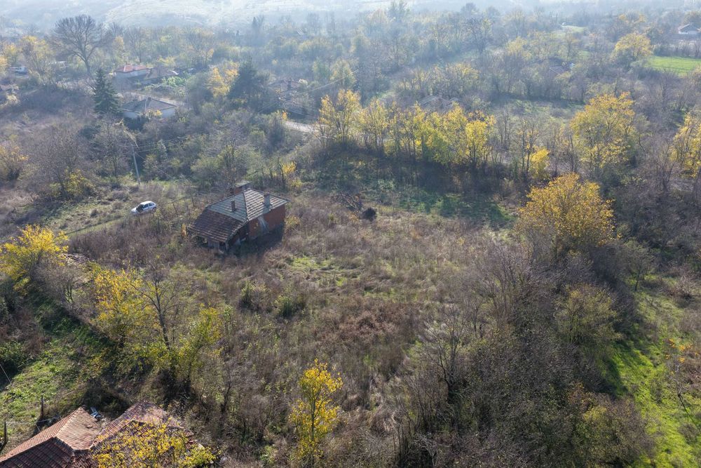 Имот в село Суходол