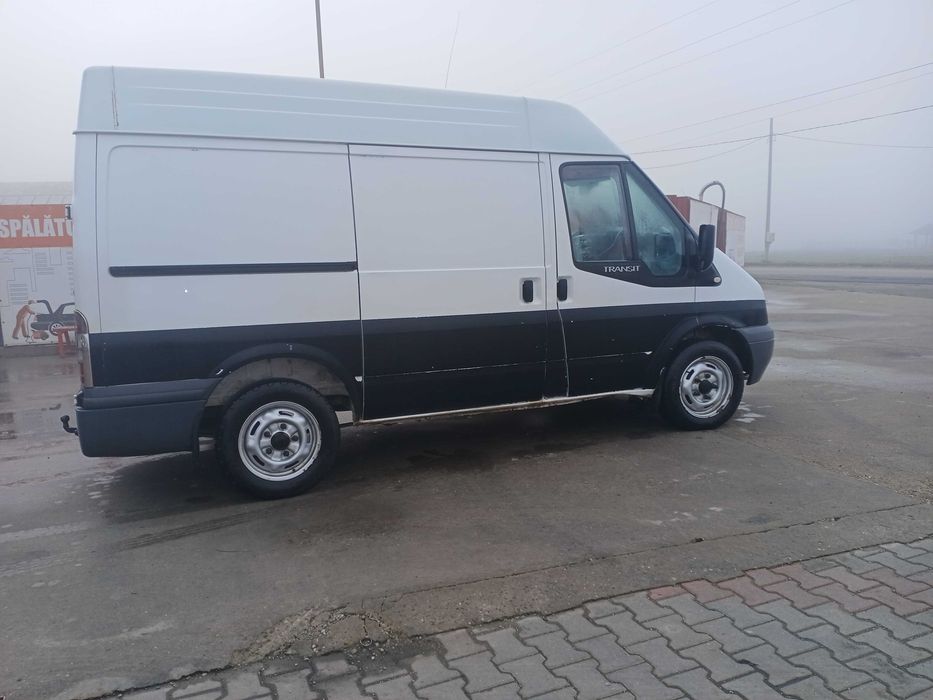 Vând Ford transit