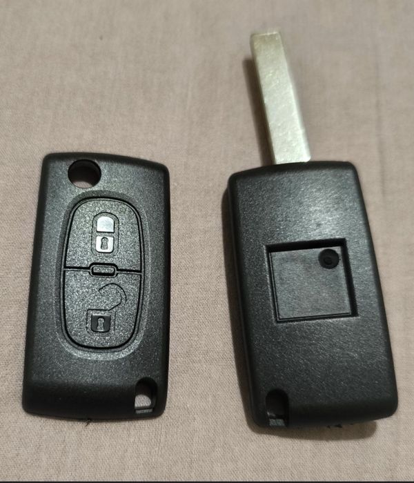 Кутия за ключ на Пежо 307