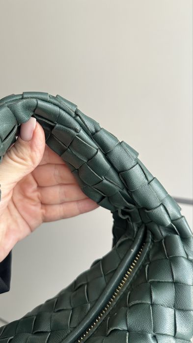 Bottega Veneta mini Jodie естествена кожа