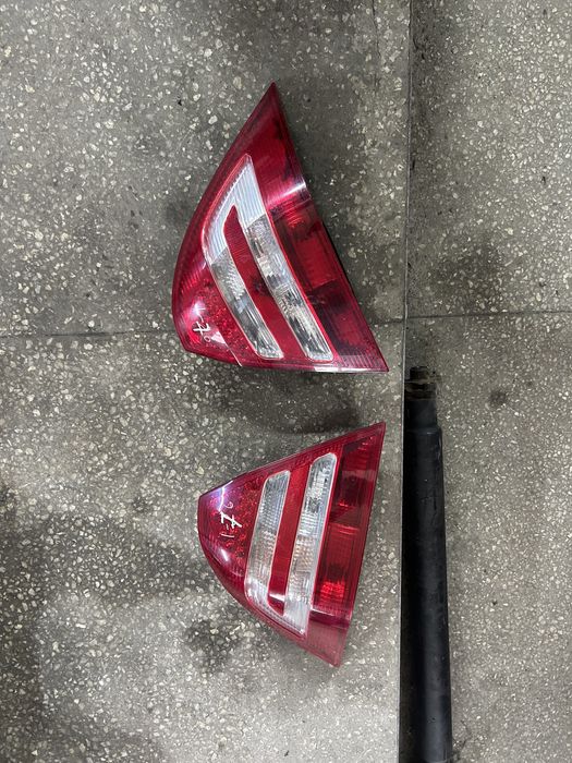 Продам фанари от mers W203. Рест.