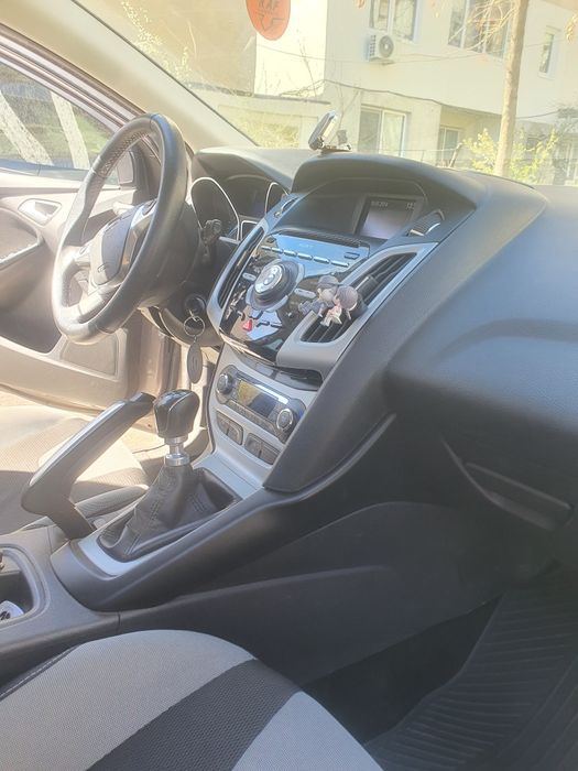 Vând Ford Focus 1.6, 182CP din fabrica