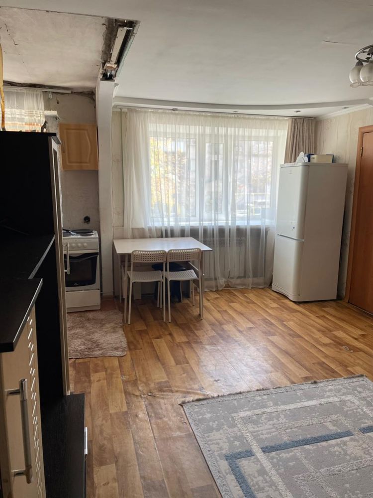 Продам 2-х комнатеую квартиру