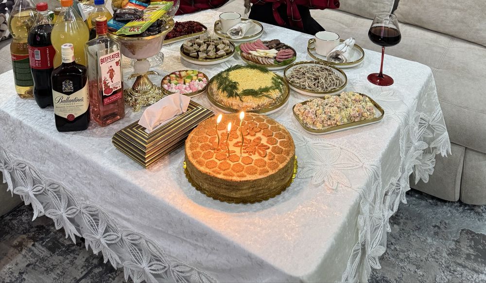 продается скатерть турецкая айвори цвет