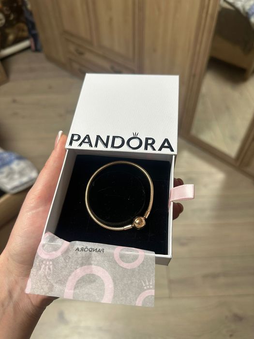 Продам браслет Pandora