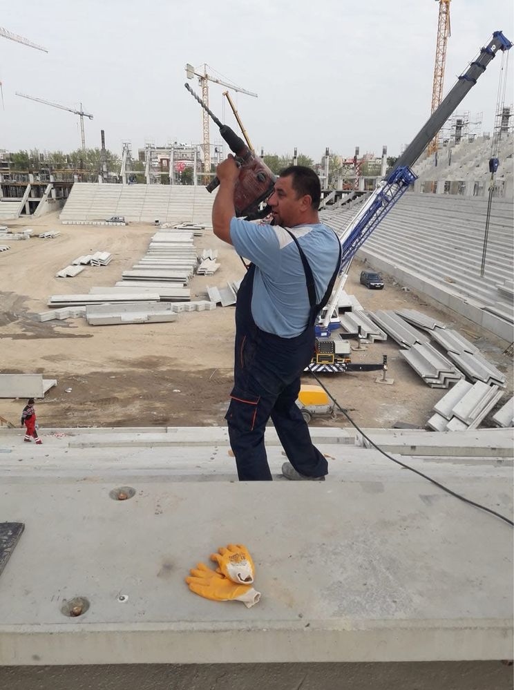 Găuri aer condiționat, centrală, hotă – rapid, curat, beton, BCA!