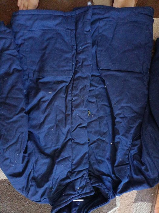 Salopete mar.40,captusite la coate si genunchi