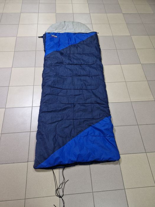 Продам спальник-одеяло.Б/у в отличном состоянии.