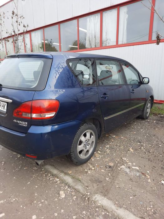 Toyota Avensis Verso d4d