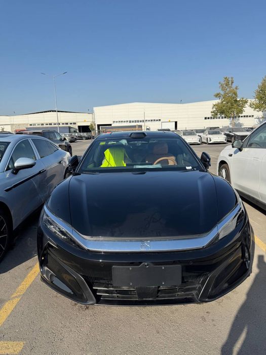 BYD HAN L 1 ta mator 701 km 2-pozitsa