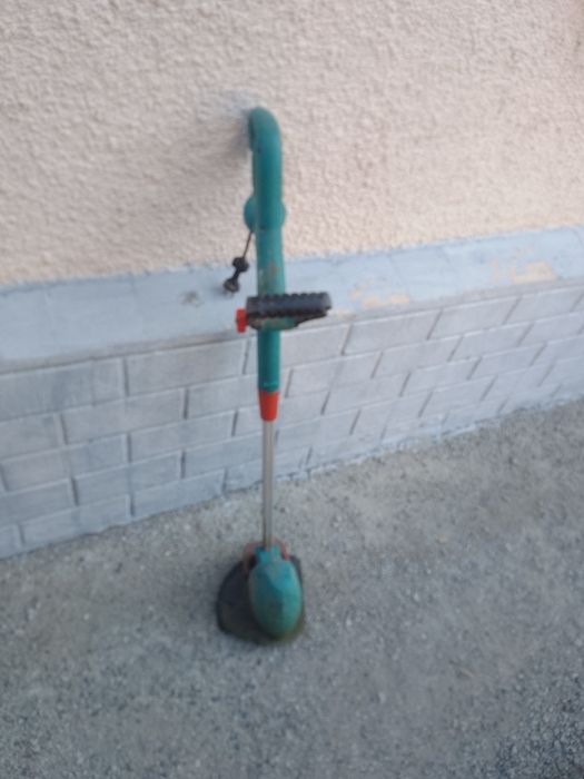 Продам триммер электрический