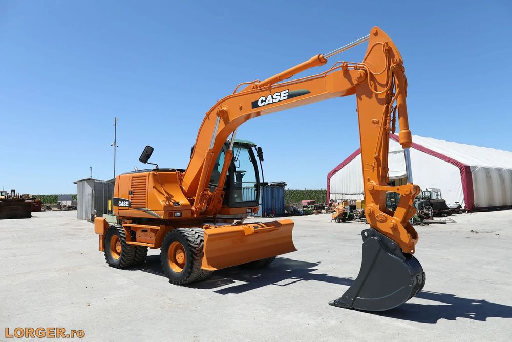 Case WX145 Excavator pe pneuri Case WX145