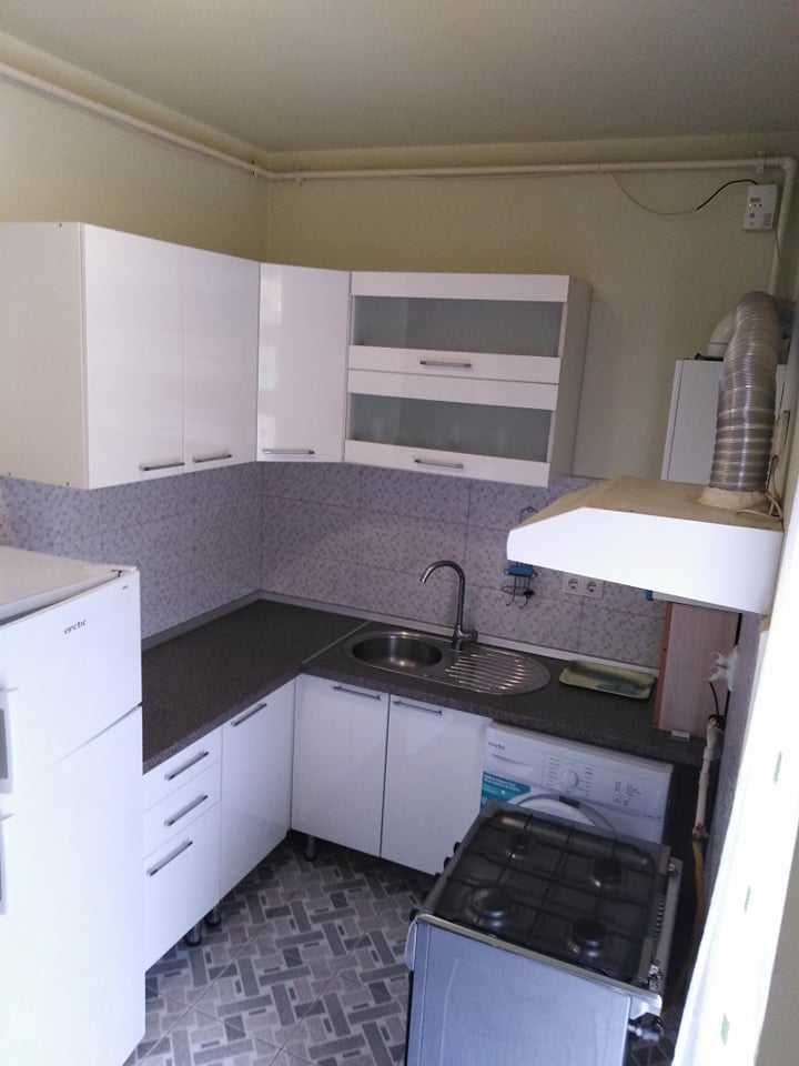 garsoniera decomandată, balcon, parcare, Turnișor,et3/4,32mp
