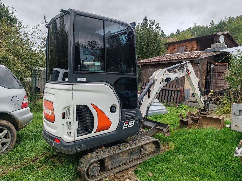Miniexcavator Bobcat E19